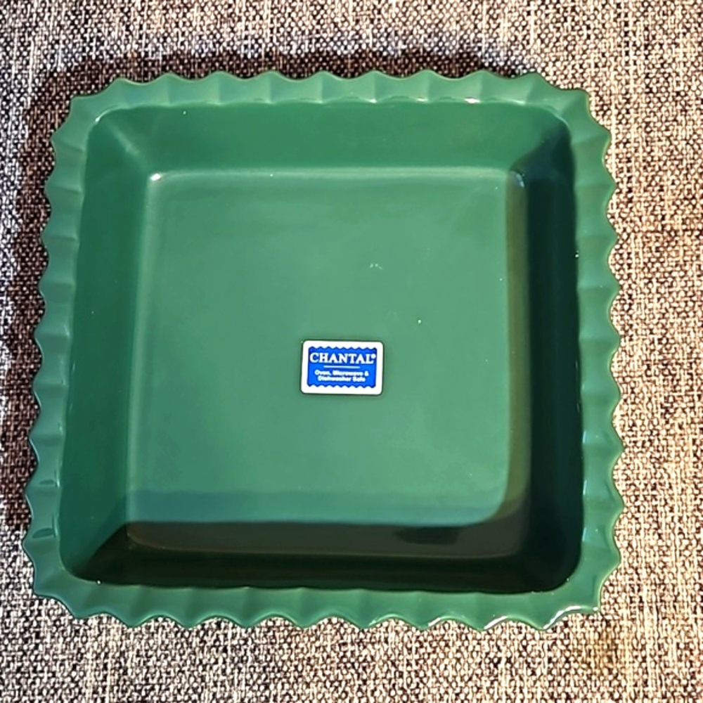Vintage  NWT Rare  Hunter Green Color Square 2qt Chantal Ceramic Server Bakeware